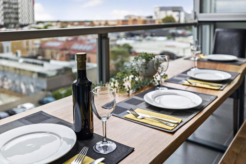 Aster - The Metropolitan Hideaway - Kawana Tourism 0