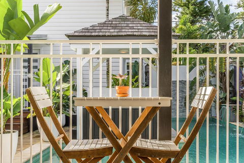 Azur Byron Bay - Kawana Tourism 1