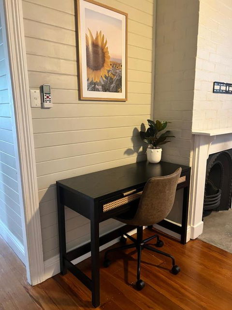 Antique Retreat - Kawana Tourism 2
