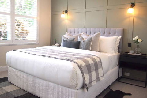 Antler & Oak Cottage: Provincial Luxe In Moss Vale - Kawana Tourism 1