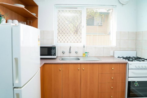 Apartment 15 Burswood - Kawana Tourism 1