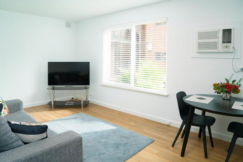 Apartment 15 Burswood - Kawana Tourism 4