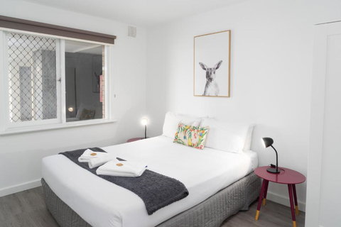 Apartment 16 Burswood - Kawana Tourism 4