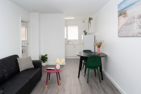 Apartment 16 Burswood - Kawana Tourism 2