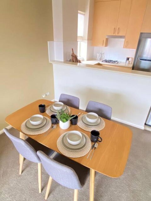 Apartment In Chiswick With Pool, Sauna & Gym - Kawana Tourism 4