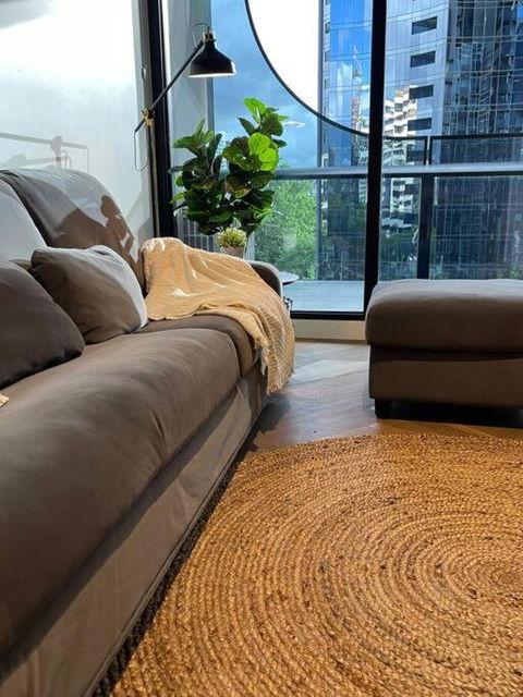 Apartment In Melbourne With Pool - Kawana Tourism 1