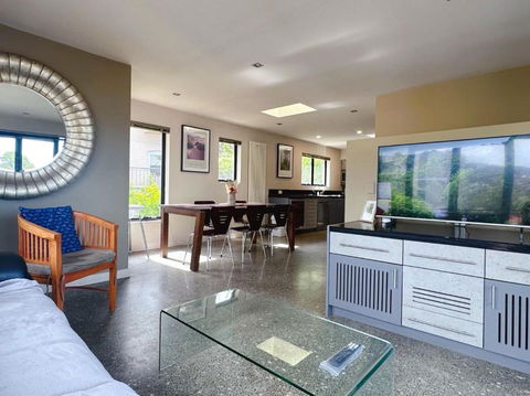 Apartment On Star Unit 2 - Kawana Tourism 0