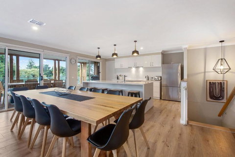 Apollo Grand - Kawana Tourism 1