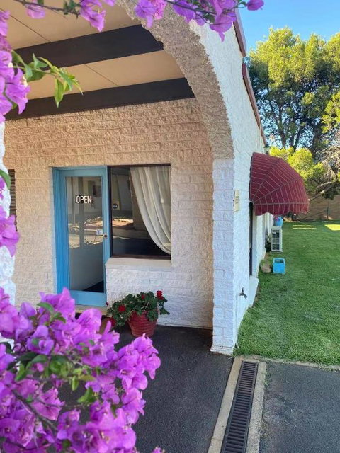 Apollo Motel Parkes - Kawana Tourism 3