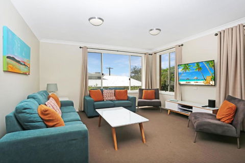 Aquarius Apartment 4 - Kawana Tourism 4
