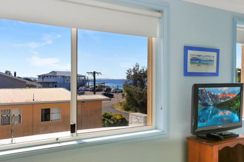 Aquarius Apartment 7 - Kawana Tourism 2