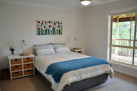 Arakoon Heights - Kawana Tourism 1