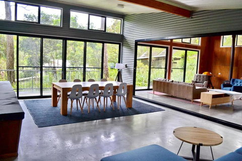 Aranakie- 7 Grey Street Arakoon - Full Linen Provided - Kawana Tourism 1