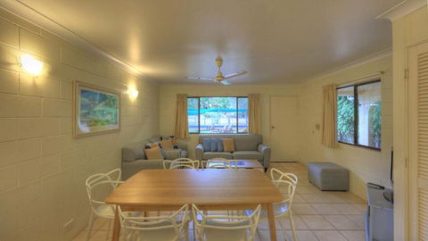 Arcadia Palms 2 - Kawana Tourism 2