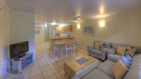 Arcadia Palms 2 - Kawana Tourism 1