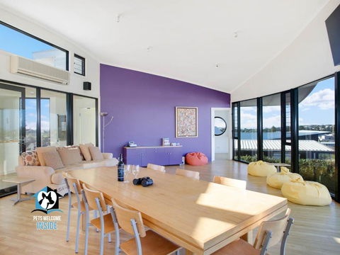 Architect Designed Beach House With Sweeping Views - Kawana Tourism 2