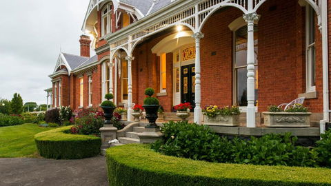 Arcoona Manor - Kawana Tourism 1