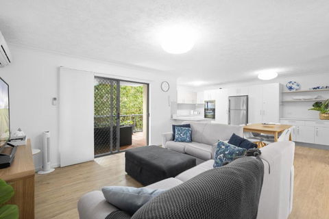Aria Del Mare - Kawana Tourism 1