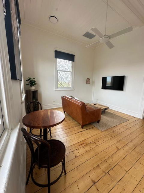 ARK Apartments - Kawana Tourism 2