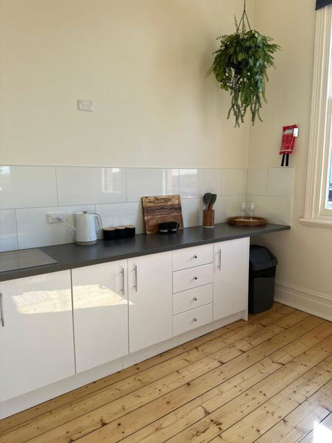 ARK Apartments - Kawana Tourism 4