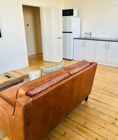 ARK Apartments - Kawana Tourism 3