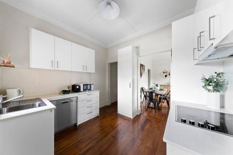 Art Deco Hideaway - St Kilda - Kawana Tourism 3