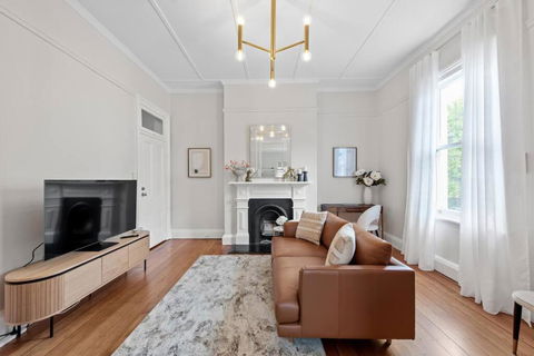 Art Deco W Modern Twist 1Bed 1Bath 1Car New Farm - Kawana Tourism 2