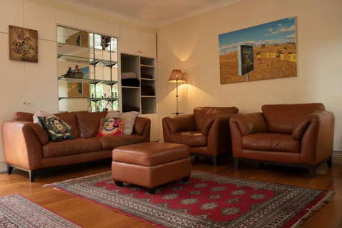 Art House On The Park - Kawana Tourism 1