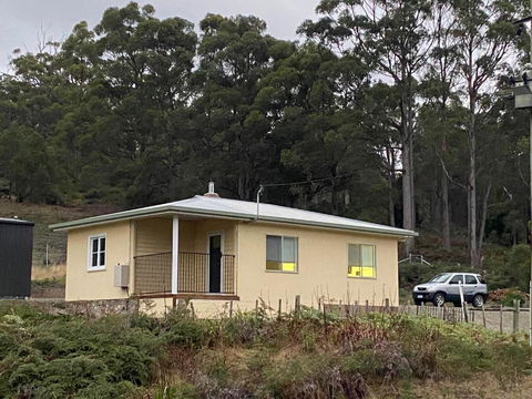 Aruma Cottage Bruny Island - Kawana Tourism 0