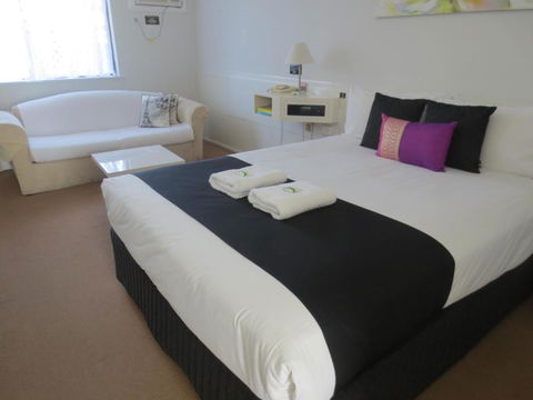 Aspley Pioneer Motel - Kawana Tourism 0