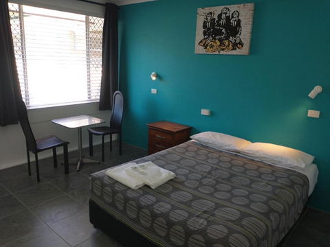 Aspley Sunset Motel - Kawana Tourism 2