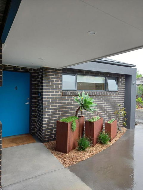 At Home Apartments - Kawana Tourism 1