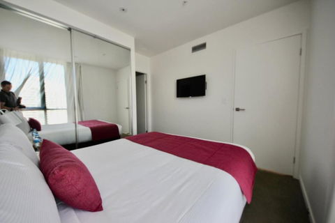 Avani 2306 The Beach - Kawana Tourism 3