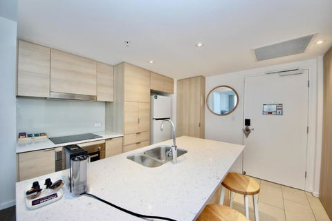 Avani 2306 The Beach - Kawana Tourism 4