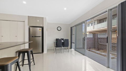 Avani - Modern & Tranquil - Wifi - Kawana Tourism 3