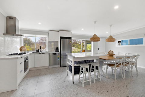 Avenue Delight - Kawana Tourism 4