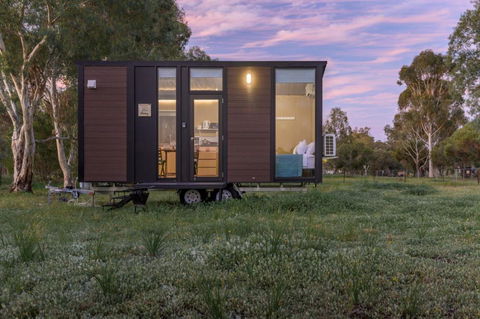 Avon River Homestead By Tiny Away - Kawana Tourism 1