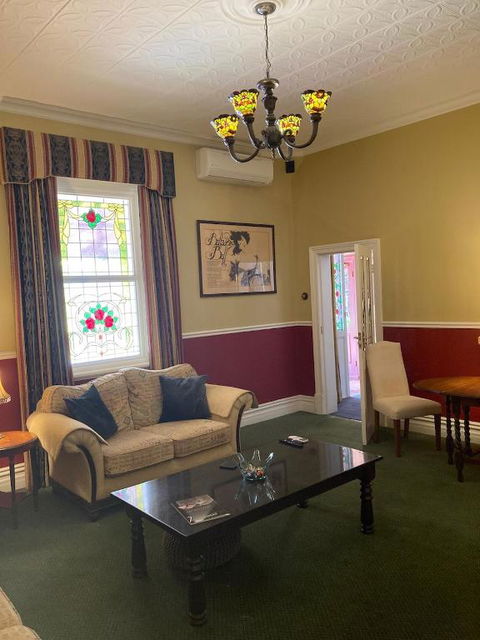 Avon Terrace Guest House - Kawana Tourism 4
