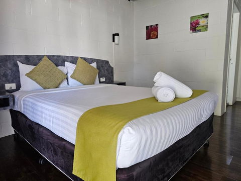 Azalea Motel - Kawana Tourism 2