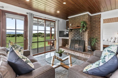 Apollo Bay Cottages- Marriners - Kawana Tourism 0