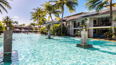 AZURE 187 Port Douglas - Kawana Tourism 1