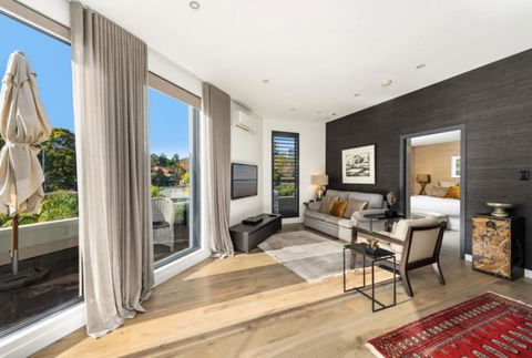 B312S - Luxury Waverton Apartment - Kawana Tourism 0