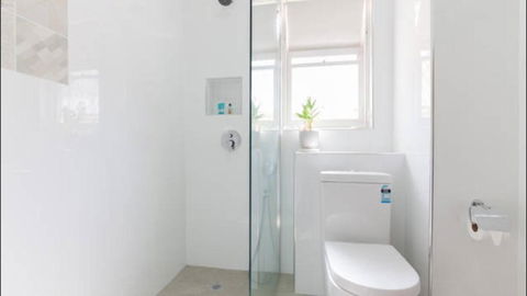 B4 Crawley Apartment 1 BRM & Sleepout Near UWA - Kawana Tourism 4