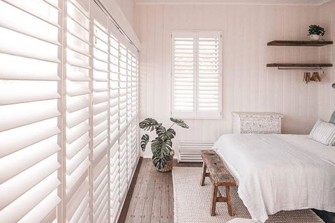 BAY PROPERTIES . Beach House Yamba - Kawana Tourism 1
