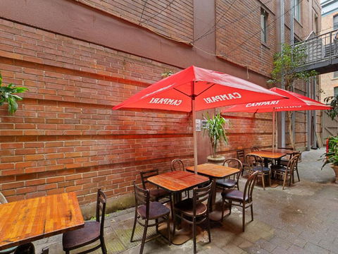 AZZURRO POD HOTEL Darling Harbour- Near ICC - Kawana Tourism 4