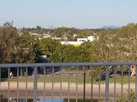 Excellsior Apartments - Kawana Tourism 11