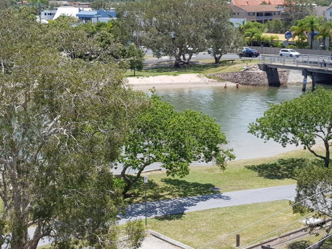 Excellsior Apartments - Kawana Tourism 27