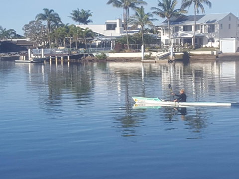 Excellsior Apartments - Kawana Tourism 9
