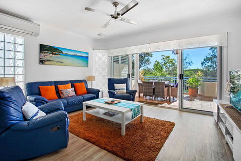 Noosa Riviera Resort - Kawana Tourism 1