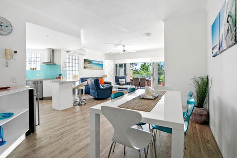 Noosa Riviera Resort - Kawana Tourism 3